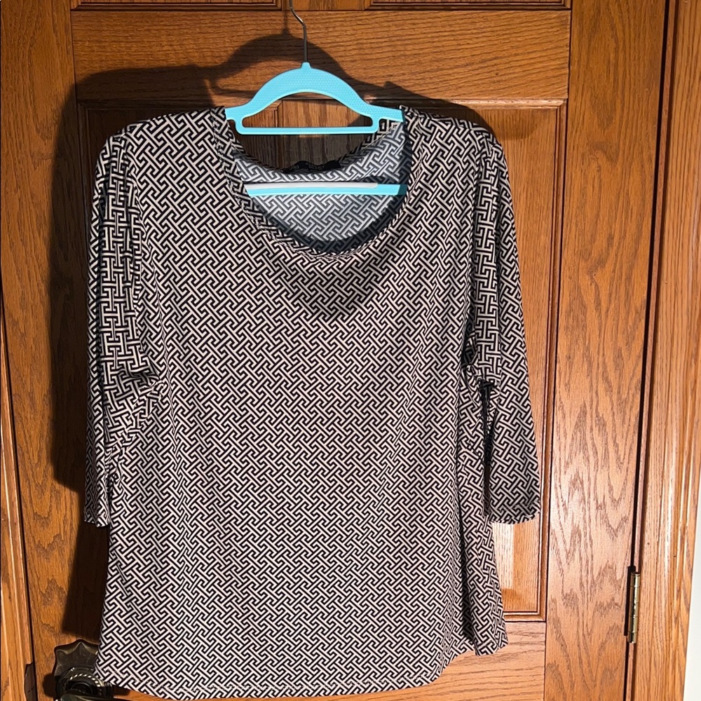 Geometric Black and White Women's Top